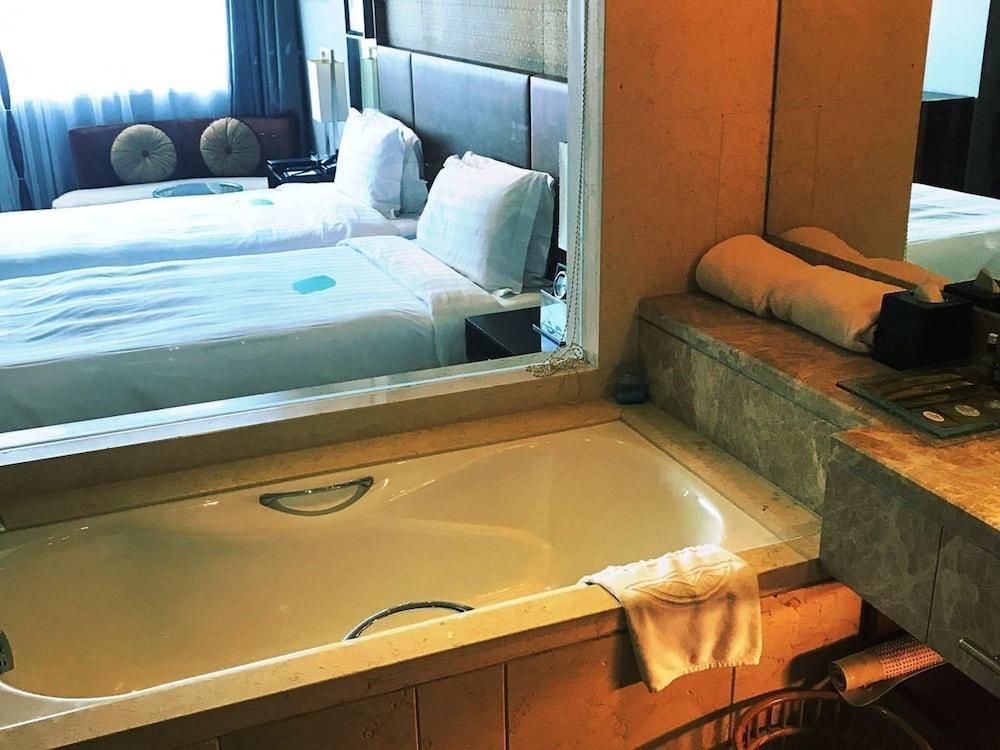 Howard Johnson Caida Plaza Thượng Hải Ngoại thất bức ảnh